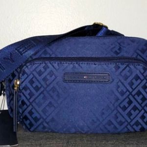 Tommy Hilfiger fanny pack